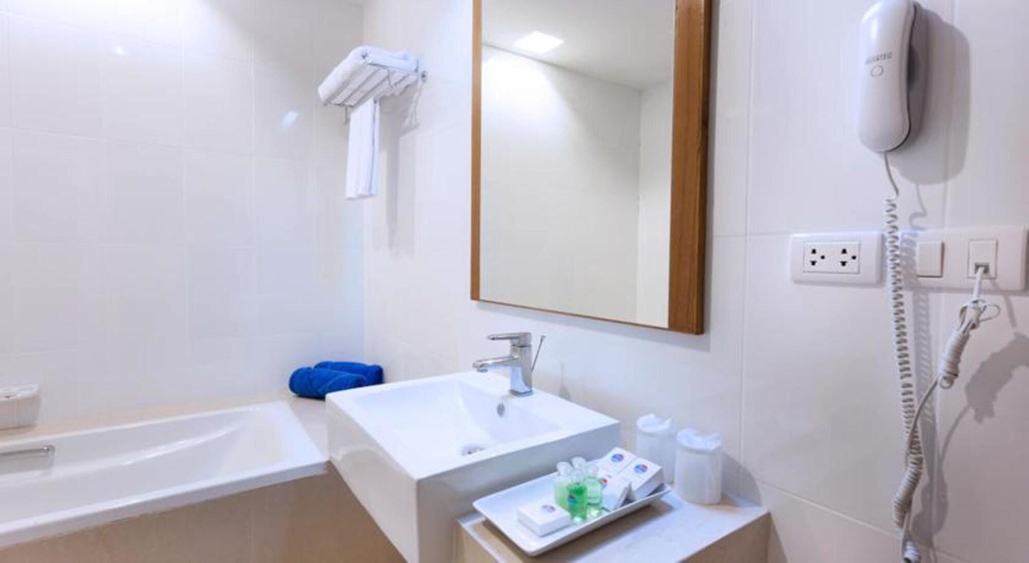 Rawai Princess Hotel Extérieur photo